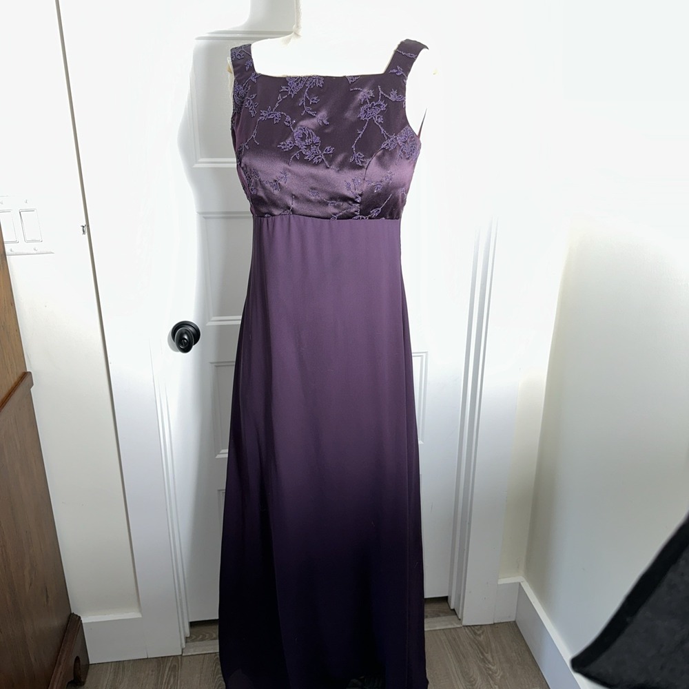 Vintage Rhapsody Women's Evening Gown Size 10 Purple Beaded Bodice Made In USA